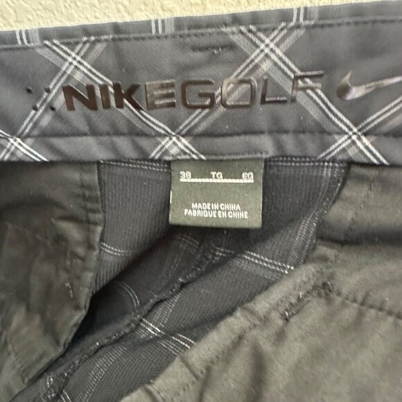 Nike Golf Black Plaid Flat Front Stretch Quick Dry Shorts 398615-010 Mens sz 38 - Picture 2 of 5